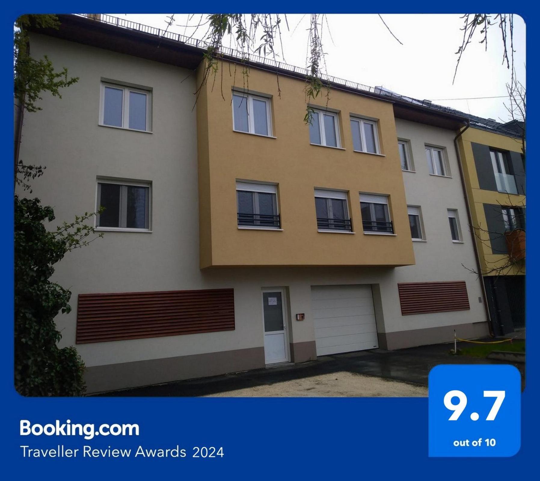 Blonde River Apartman Mora סגד מראה חיצוני תמונה